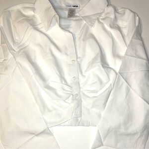 Large Fashion Nova white collared crop top long sleeve top